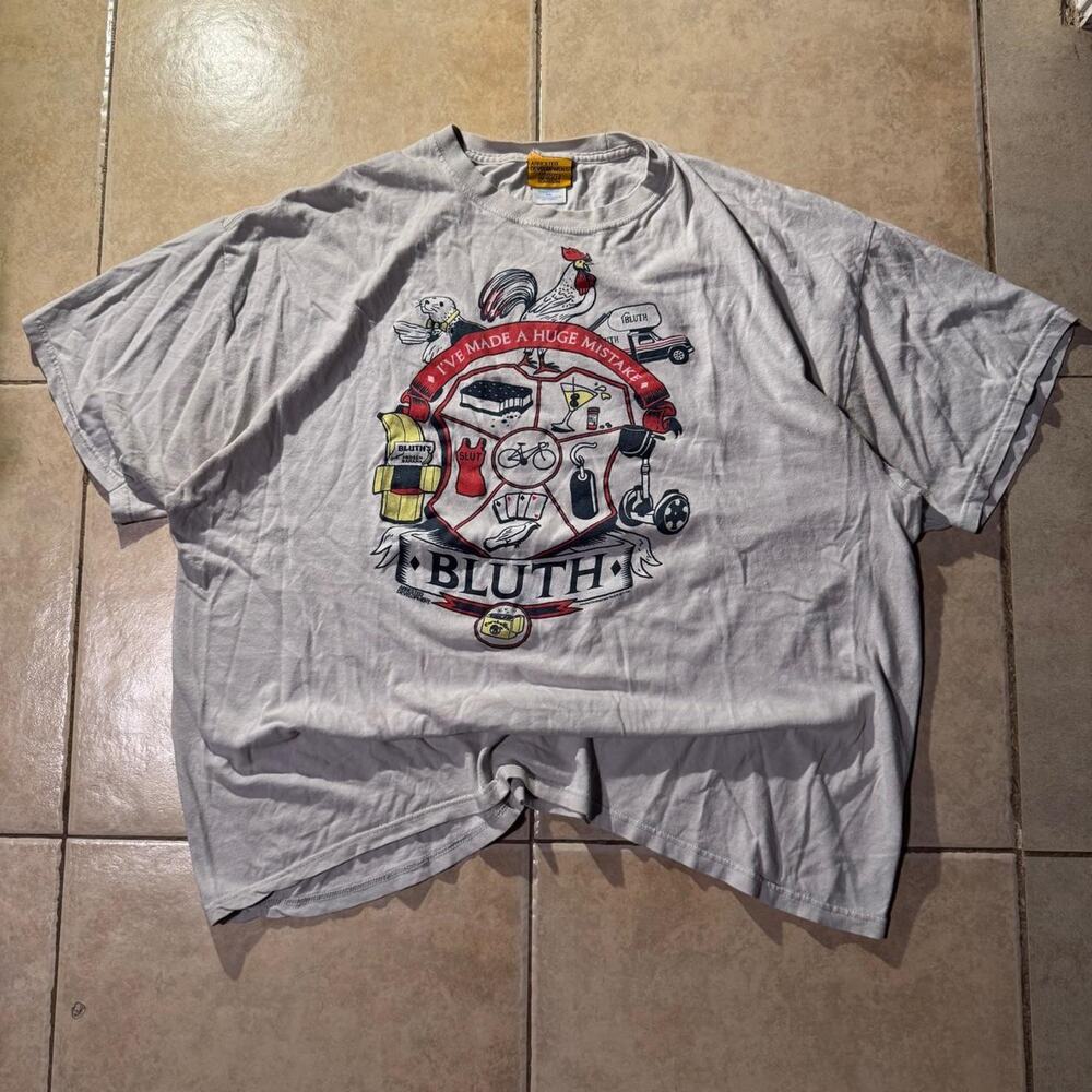 Arrested development bluth family crest Vintage Tee Size 2Xl in Mens
